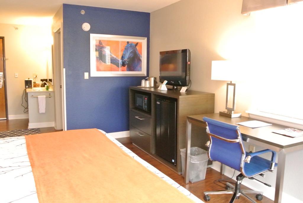 Guesthouse Inn & Suites Lexington Eksteriør bilde