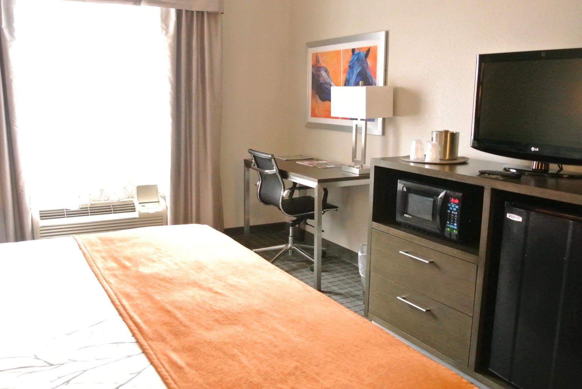 Guesthouse Inn & Suites Lexington Eksteriør bilde